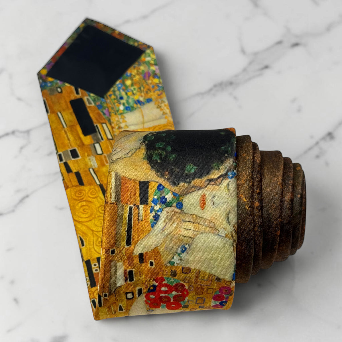 The Kiss by Gustav Klimt Necktie / Masterpiece Series